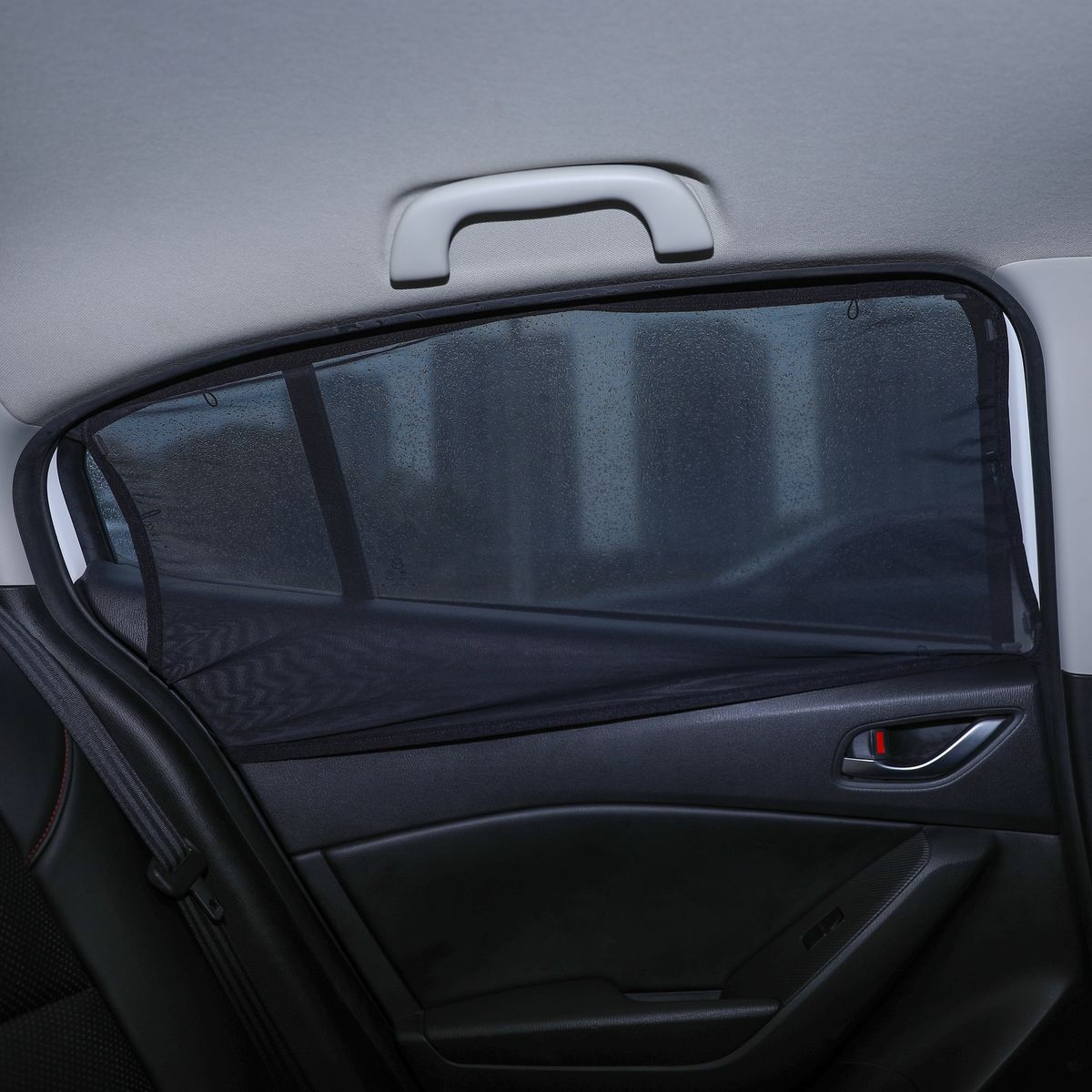Stretch-to-fit Magnetic Car Sun Shade